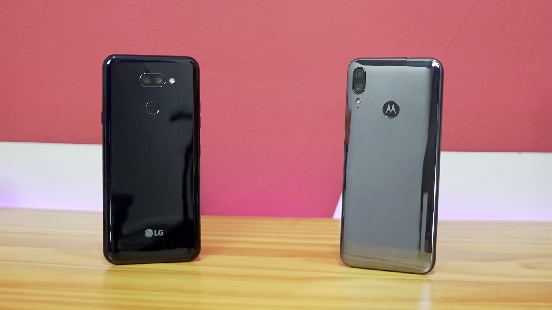 LG K40s ou Moto E6 Plus: qual vale mais seu rico dinheirinho?