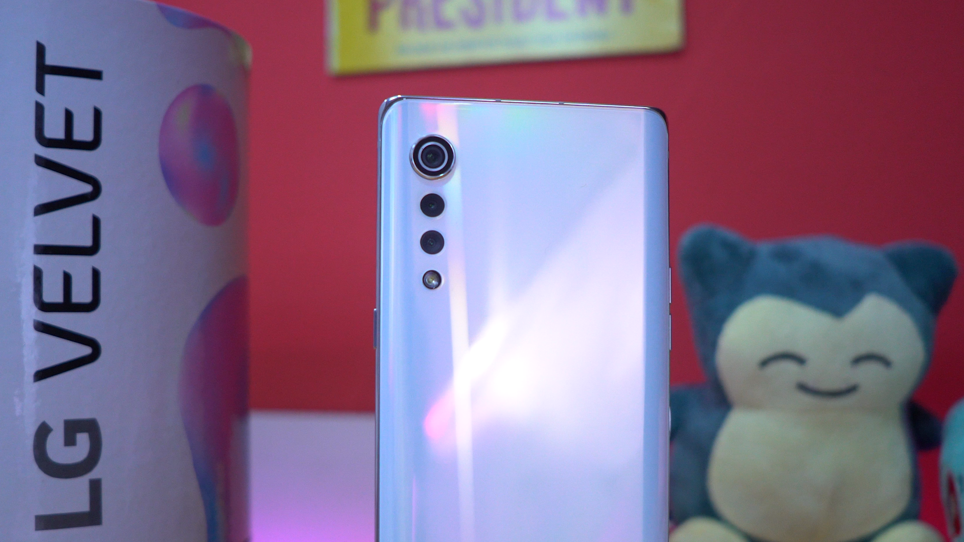 LG Velvet chega ao Brasil com funções premium a R$ 4.299