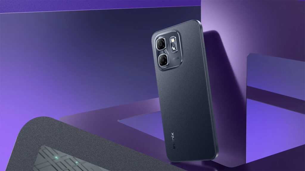 Imagem de ilustração do Infinix Hot 50i, um celular em barra na cor preta em um fundo roxo com formas geométricas em tons diferentes de roxo