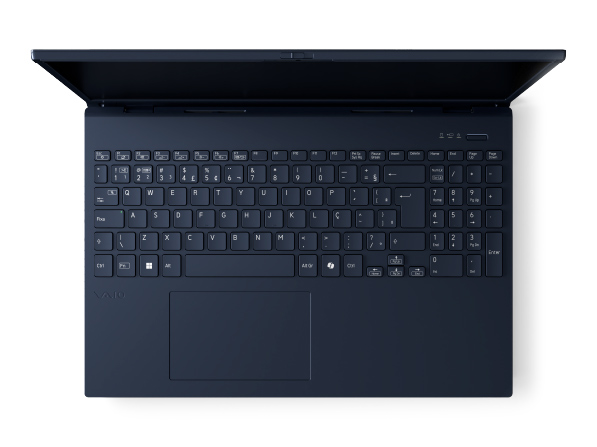 Notebook Vaio FE16 tem teclado numérico
