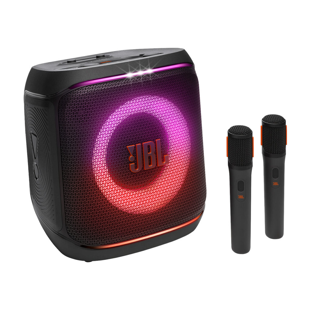 JBL PartyBox Encore 2 com os microfones para karaokê