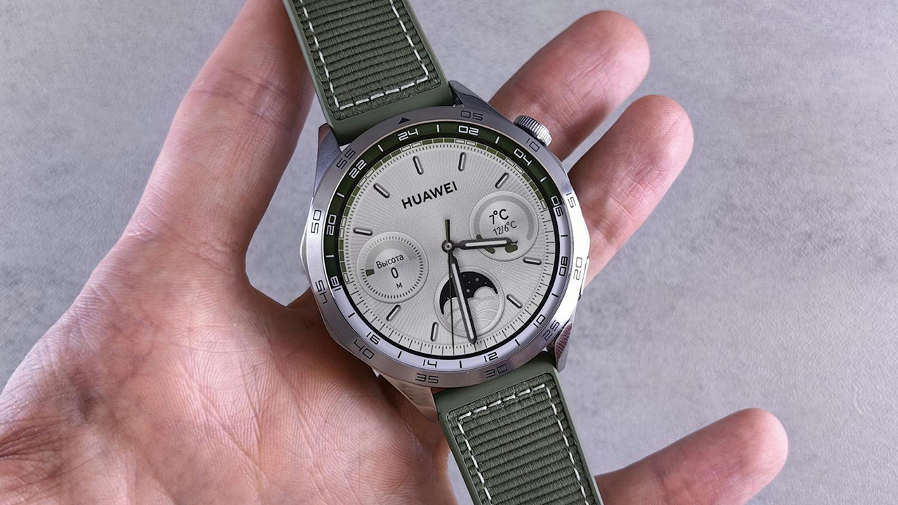 Huawei assume a liderança em vestíveis e vende 100 milhões de celulares HarmonyOS