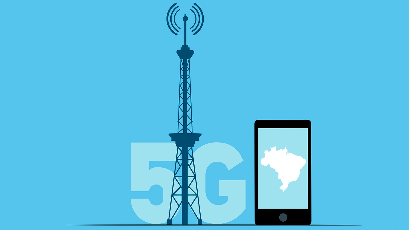 Ilustração com uma antena de telefonia móvel, um celular com o mapa do Brasil e o escrito 5G no fundo