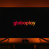 Globoplay em uma televisão