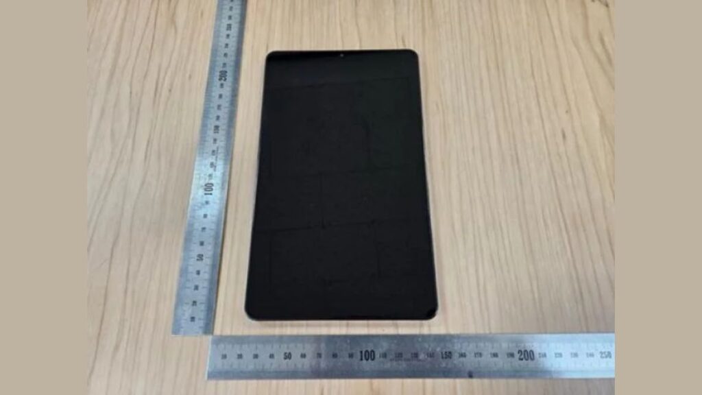 Foto real do GAlaxy Tab A11 no Safety Korea