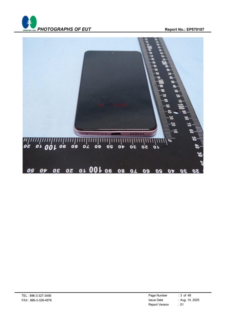 Parte inferior com o conector USB-C