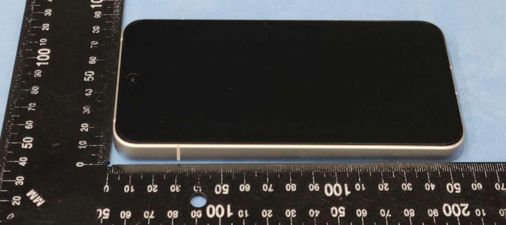 Lateral esquerda do Oppo Reno 14 5G na documentação da Anatel