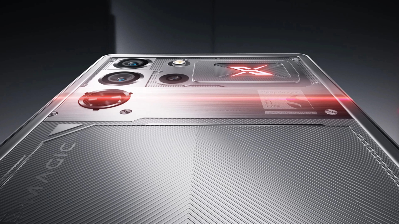 RedMagic 11 Pro surge no Geekbench; celular pode ser primeiro com ventoinha a receber IP68