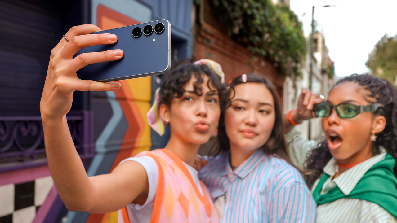 Galaxy S25 FE chega à TIM a partir de R$ 1.799 com condições específicas