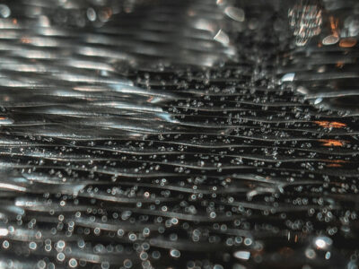 Bateria do futuro: Stanford cria ‘escudo de prata’ que garante carga rápida e vida longa