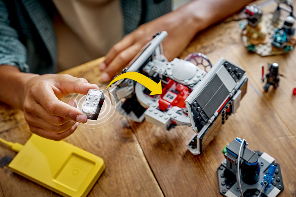 Lego Smart Play: Darth Vader’s TIE Fighter